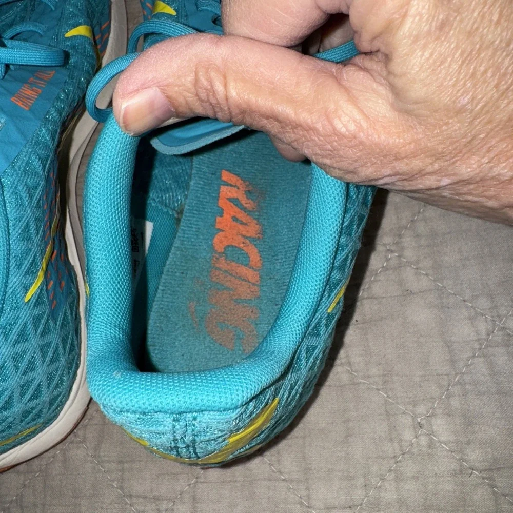 Nike Zoom Rival XC, Track Running Shoe Turquoise, orange, Yellow Size 10.5
